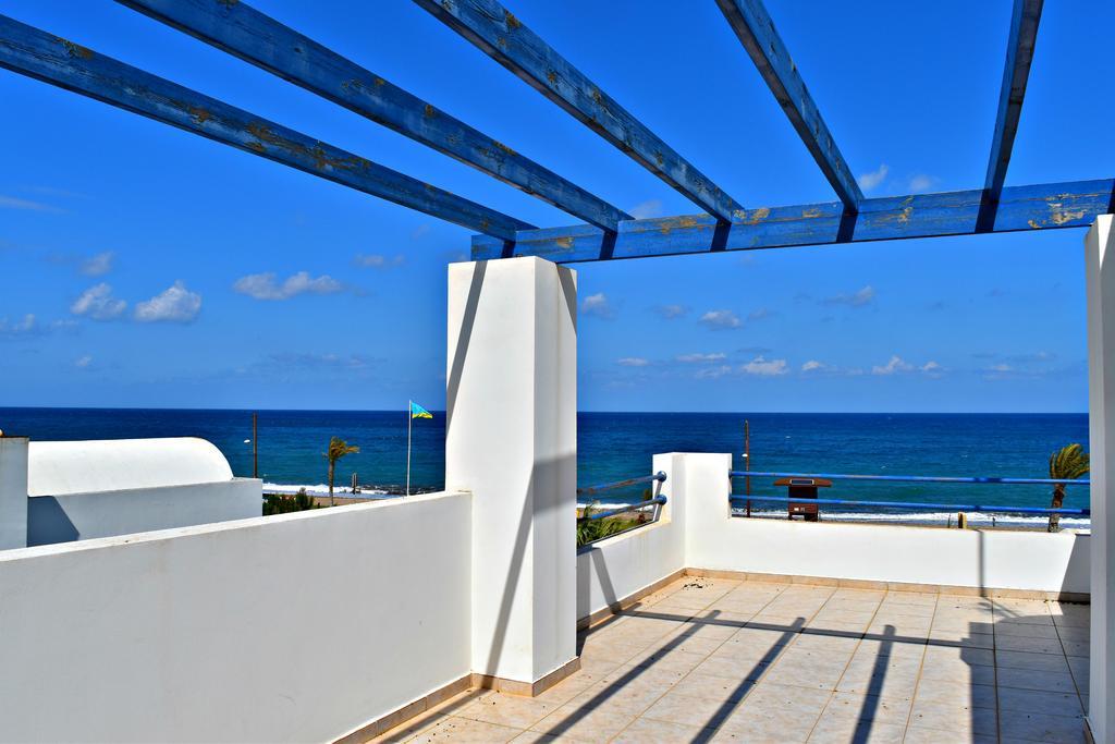 Latchi Beach Front Villa - Private Heated Pool - Amazing Uninterrupted Sea Views Polis Exterior photo