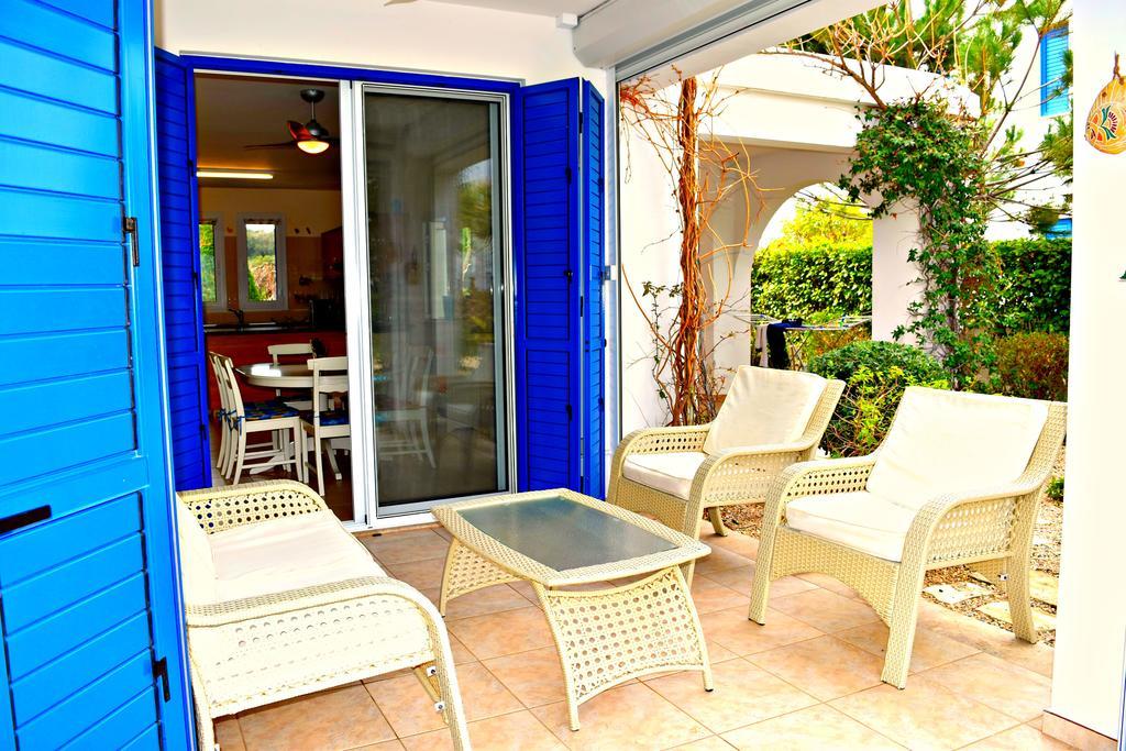 Latchi Beach Front Villa - Private Heated Pool - Amazing Uninterrupted Sea Views Polis Exterior photo