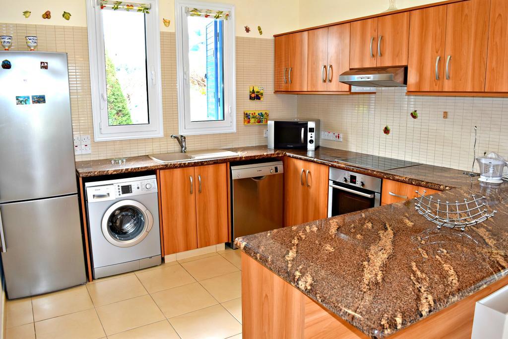 Latchi Beach Front Villa - Private Heated Pool - Amazing Uninterrupted Sea Views Polis Exterior photo