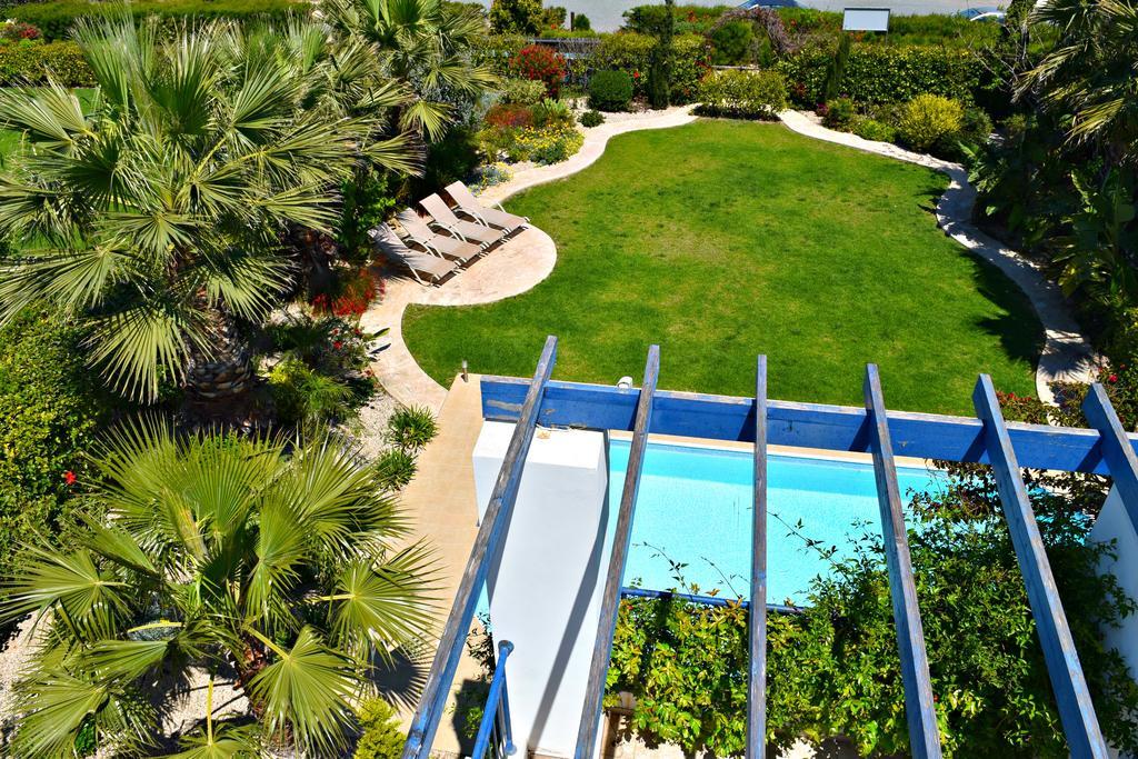 Latchi Beach Front Villa - Private Heated Pool - Amazing Uninterrupted Sea Views Polis Exterior photo